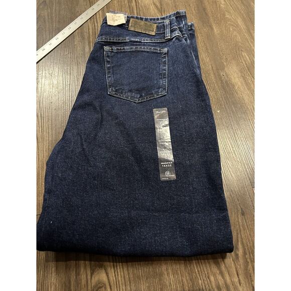 Wrangler Blues Relaxed Fit Jeans Womens Boot Cut Dark Wash Denim Comfort 14x32 - Picture 8 of 10